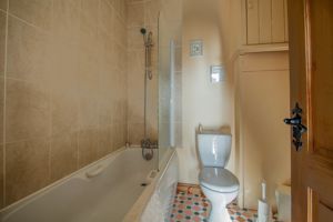 Photo 33- click for photo gallery